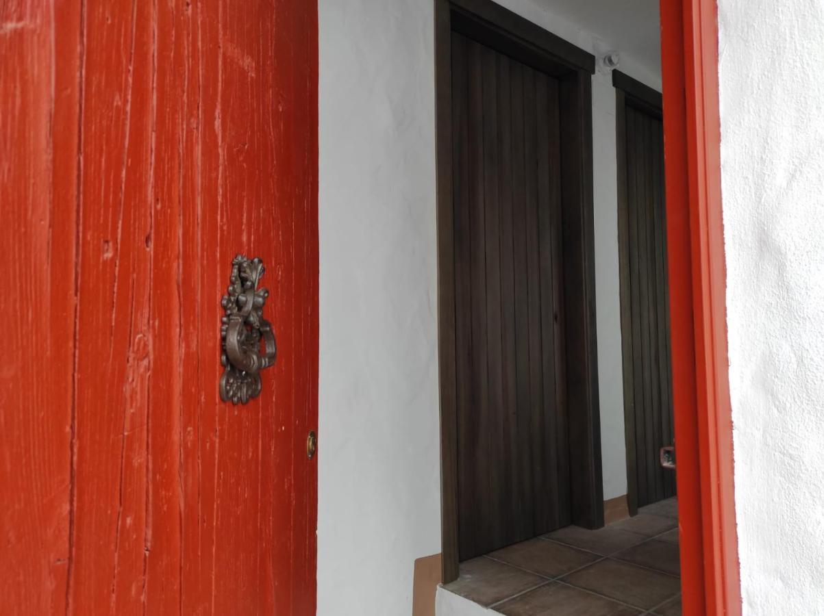 El Botijo Las Puertitas Rojas Apartment Ubrique Ngoại thất bức ảnh